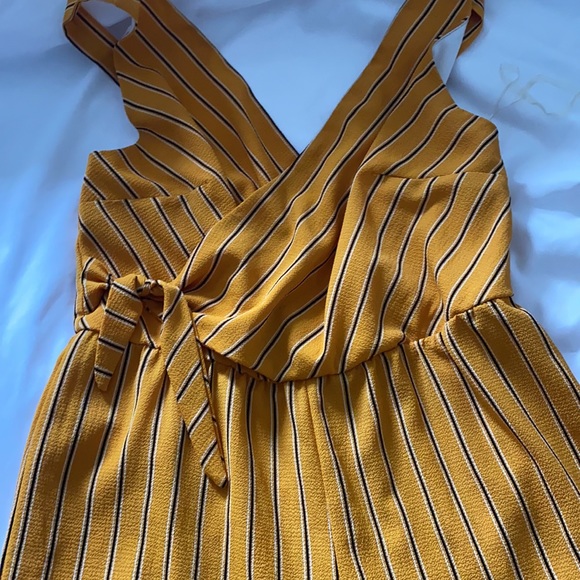 Gold and black stripe romper - Picture 3 of 3